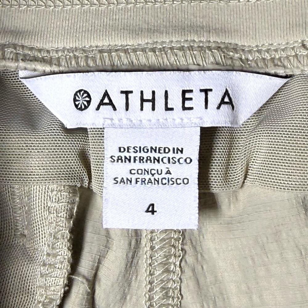 Athleta Trekkie North Jogger Pants Ecru Beige Size 4 Lightweight Travel Hiking - Picture 8 of 9